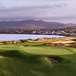 The Old Cable Historic House & Seafood Restaurant Waterville