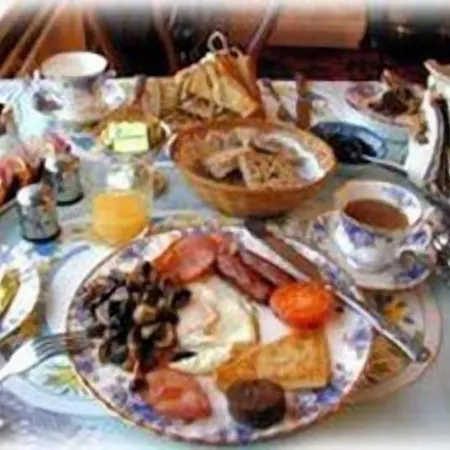 The Old Cable Historic House & Seafood Restaurant 3*