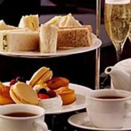 The Old Cable Historic House & Seafood Restaurant 3*