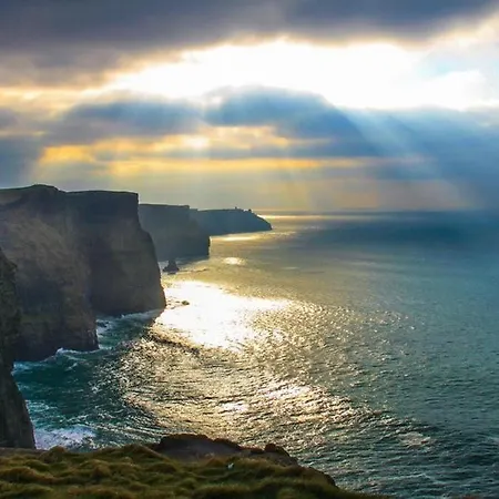 招待所 电缆区旧址别墅&海鲜酒家 3*