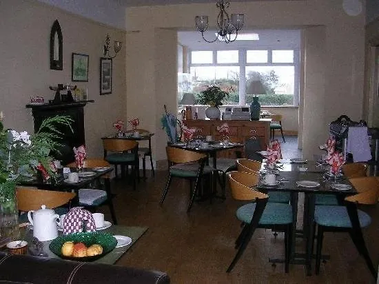 The Old Cable Historic House & Seafood Restaurant An Coireán