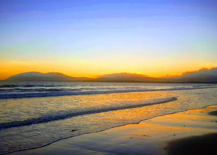 The Old Cable Historic House & Seafood Restaurant Pensión