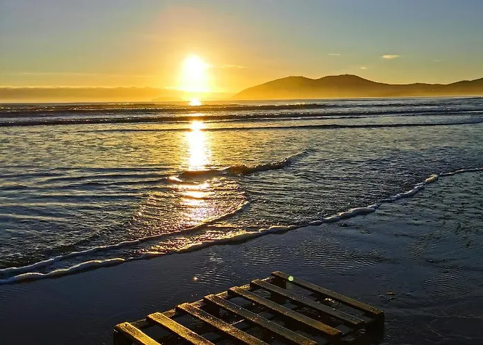 Gasthof The Old Cable Historic House & Seafood Restaurant An Coireán