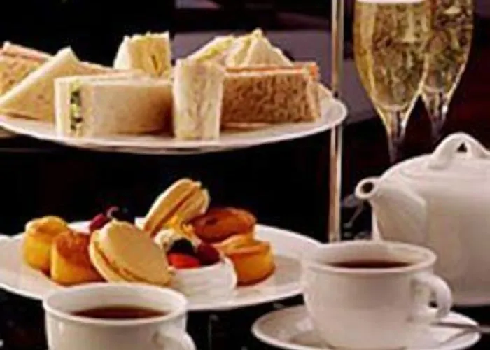 The Old Cable Historic House & Seafood Restaurant 3*