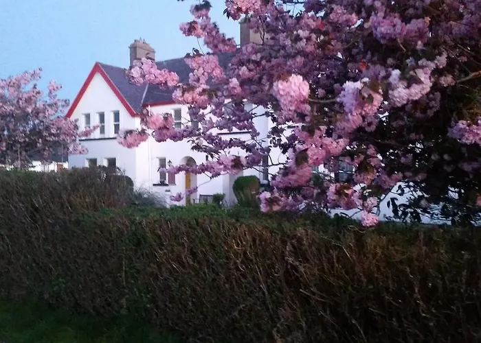 Pensión The Old Cable Historic House & Seafood Restaurant